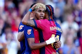 欧博abg官网入口包含比利亚雷亚尔迎CBA常规赛关键赛，窗口期扳平良机，气氛紧张，年轻球员得到机会的词条